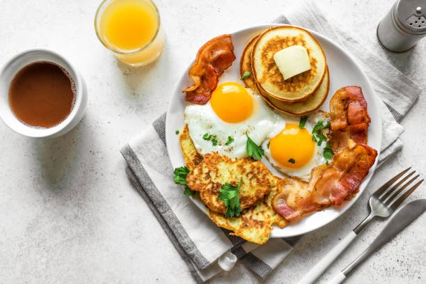 High protein American breakfast recipes with eggs oats and healthy foods